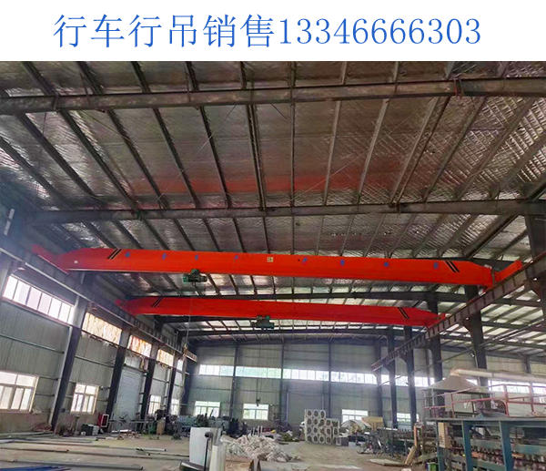 歐標球盟会官网地址起重機幫助人們提升工作效率
